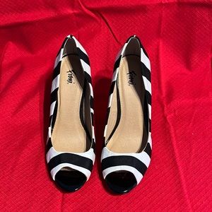 Black & White open toe striped heels